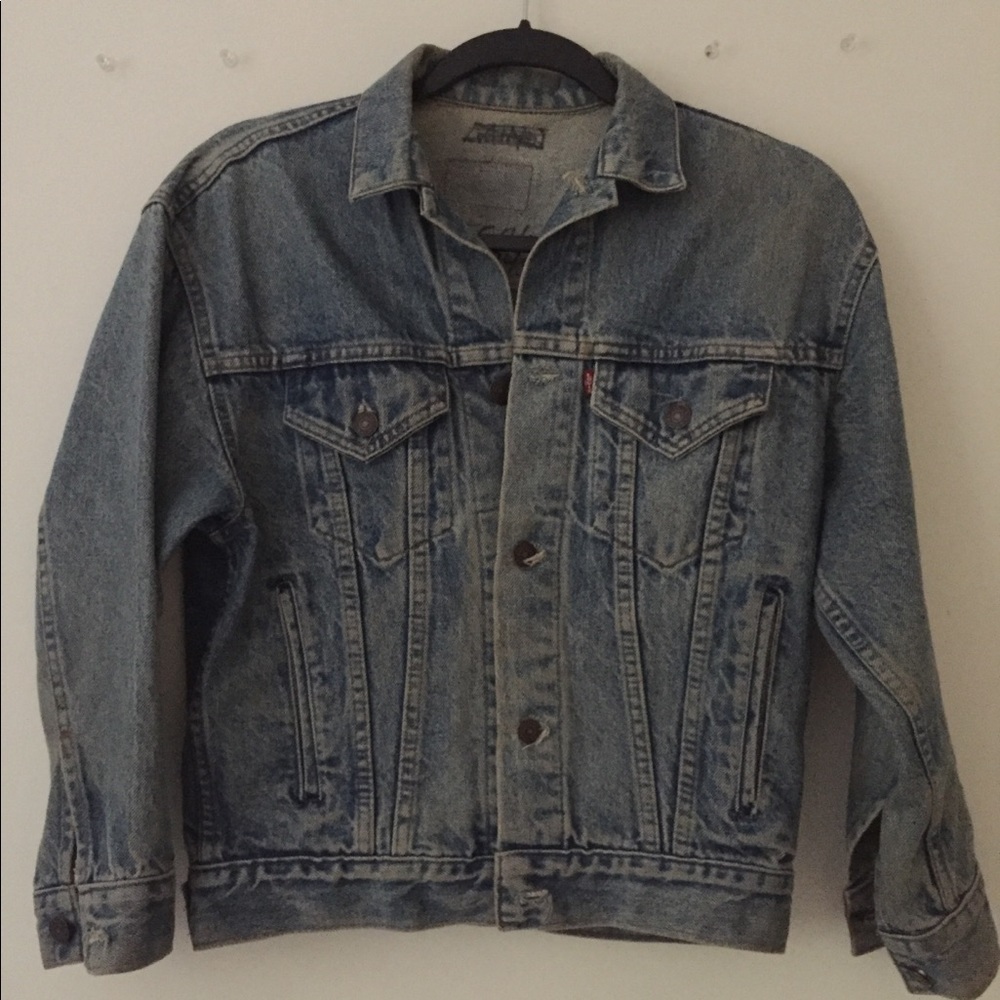 Vintage distressed Levi’s denim jacket